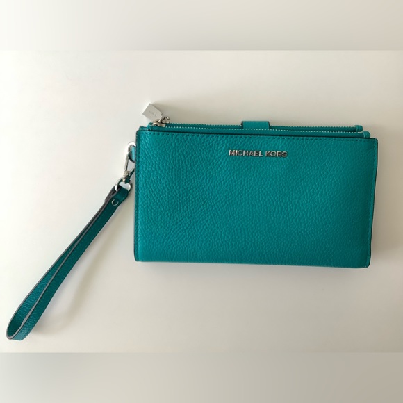 Michael Kors Adele wristlet wallet - Picture 9 of 12